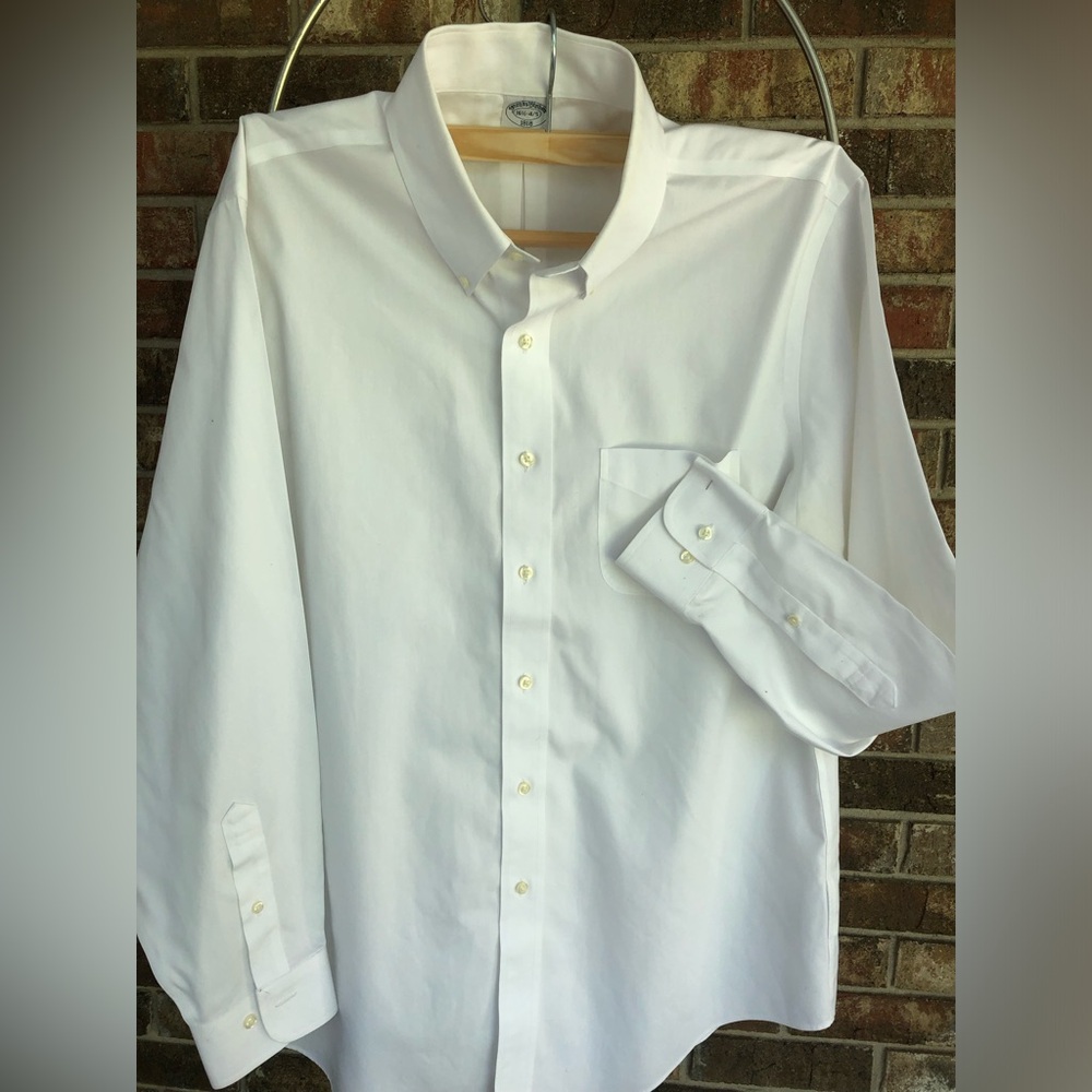 BROOKS BROTHERS size 16 1/2-3/4, pre loved, great shape, classic look